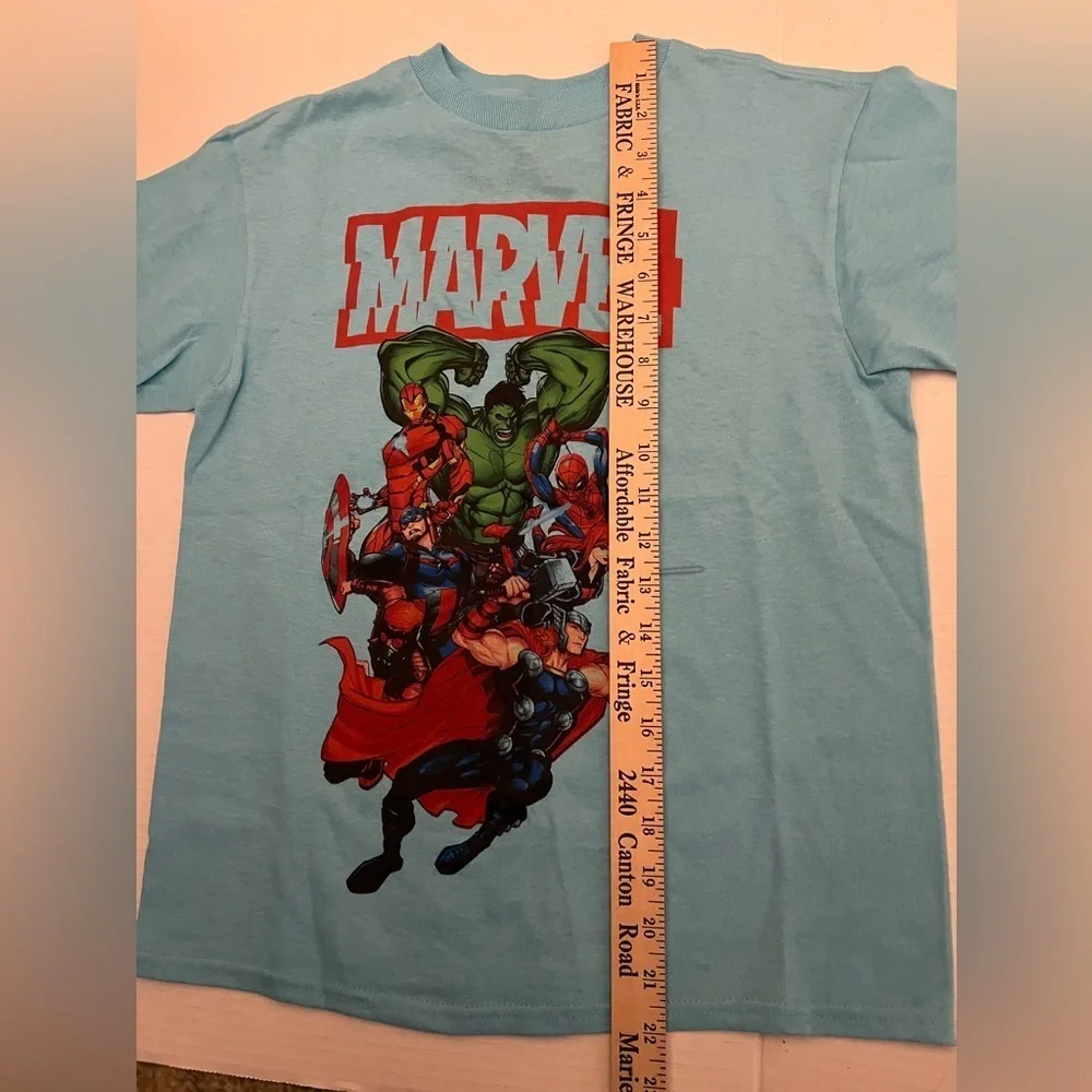 MARVEL BOYS CLASSIC SHORT SLEEVE TEE SHIRT SIZE 6-7 LIGHT BLUE BRAND NEW IN PKG